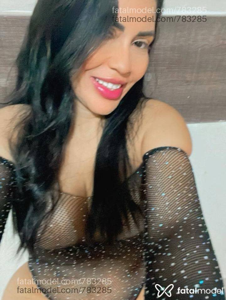 Acompanhante mulher morena (o) de olhos castanhos - Gabymineira