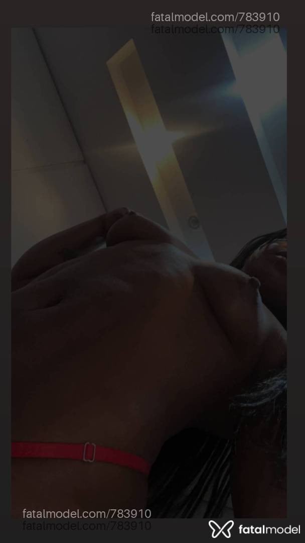 Acompanhante mulher com cabelo castanho de olhos pretos em Toledo - Preta Julinha