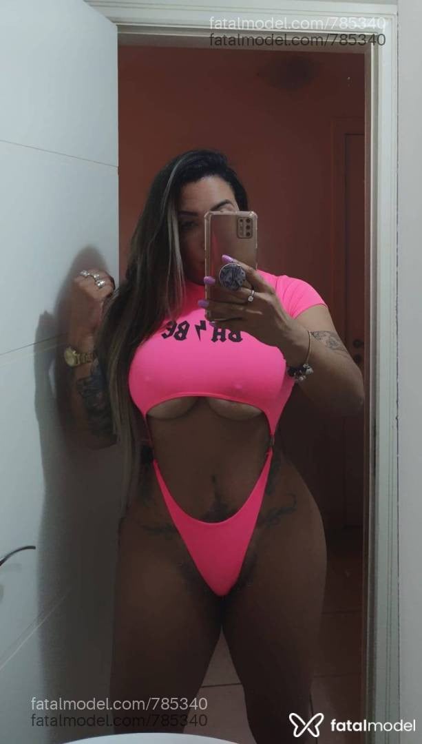 Acompanhante mulher com cabelo castanho de olhos castanhos em Sarandi - Rachel alves