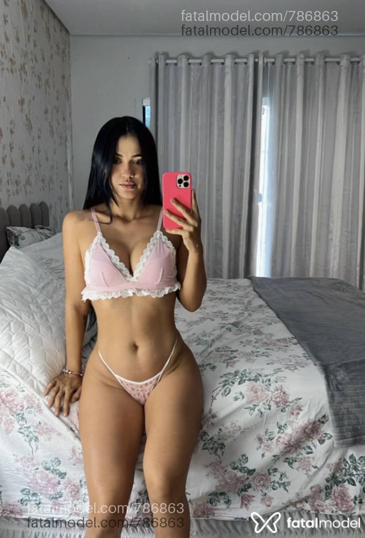 Acompanhante mulher morena (o) de olhos castanhos em Lucas do Rio Verde - Raquel Massaro