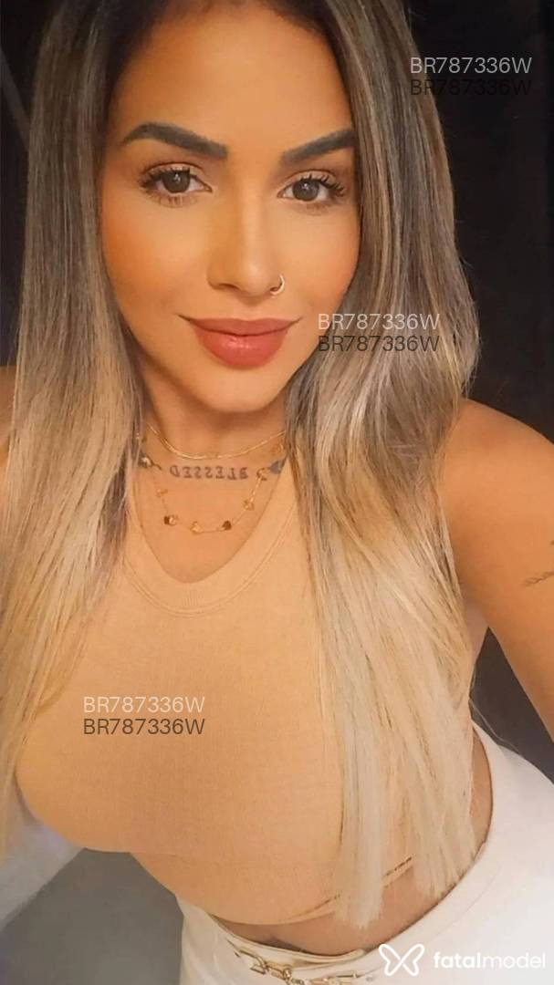 Acompanhante mulher loira (o) de olhos castanhos em Sorriso - Bellaa