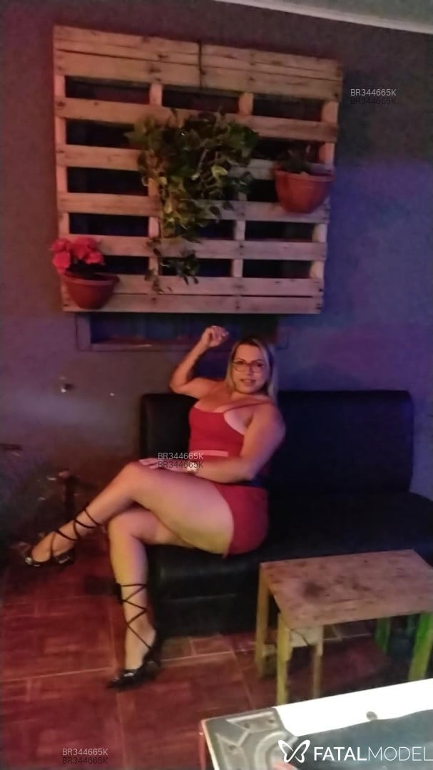 Acompanhante mulher trans loira (o) de olhos castanhos em Vilhena - Danielly Vilhena