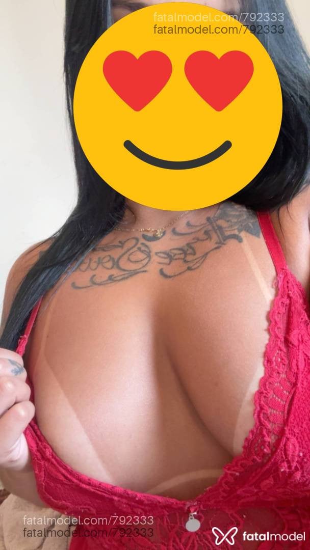 Acompanhante mulher morena (o) de olhos castanhos - Júlia Silva