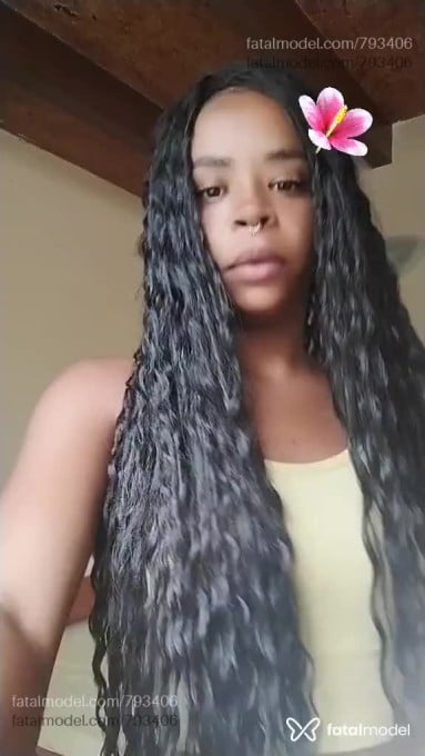 Acompanhante mulher morena (o) de olhos pretos - Paloma Novais