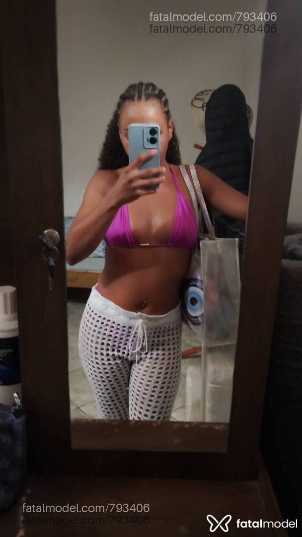 Acompanhante mulher morena (o) de olhos pretos - Paloma Novais