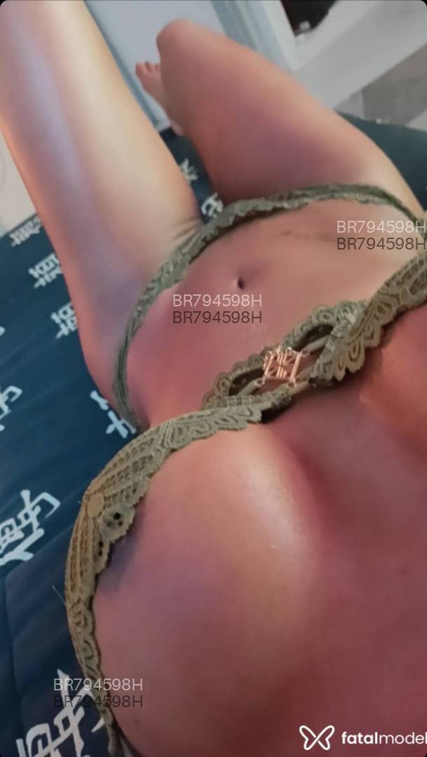 Acompanhante mulher trans morena (o) de olhos castanhos em Porto Alegre - Brenda Bertholini