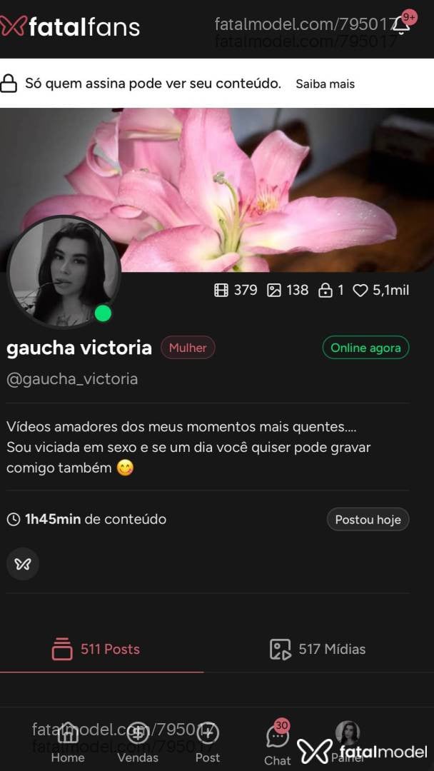 Acompanhante mulher morena (o) de olhos castanhos - Victoria