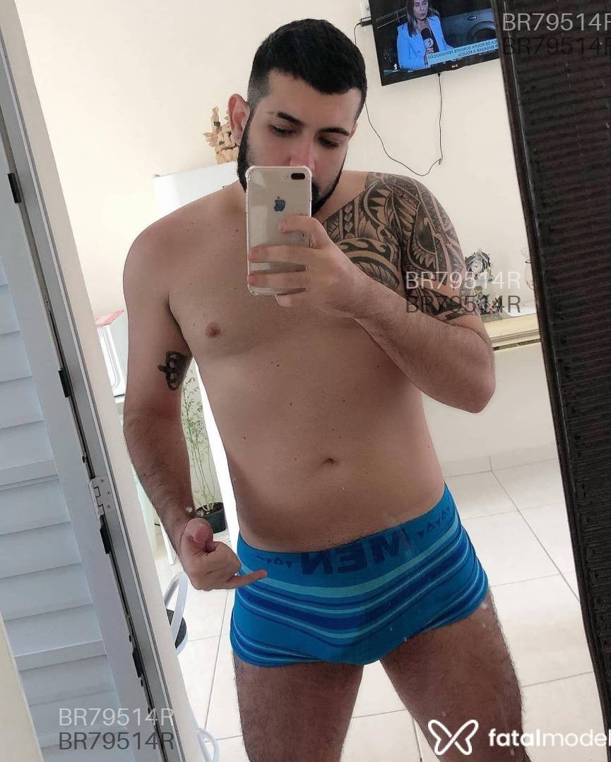Acompanhante homem morena (o) de olhos pretos em Fortaleza Acompanhante homem morena (o) de olhos pretos em Fortaleza - PEDRO LIMA