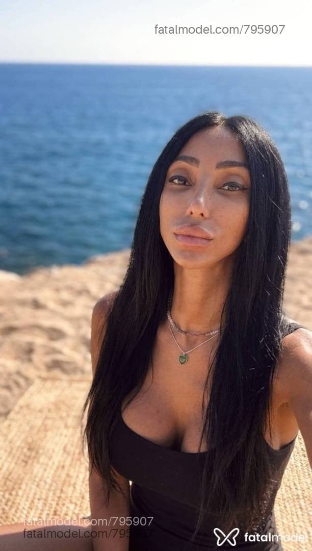 Acompanhante mulher trans morena (o) de olhos castanhos em Virtual - SÃMY LEÃO