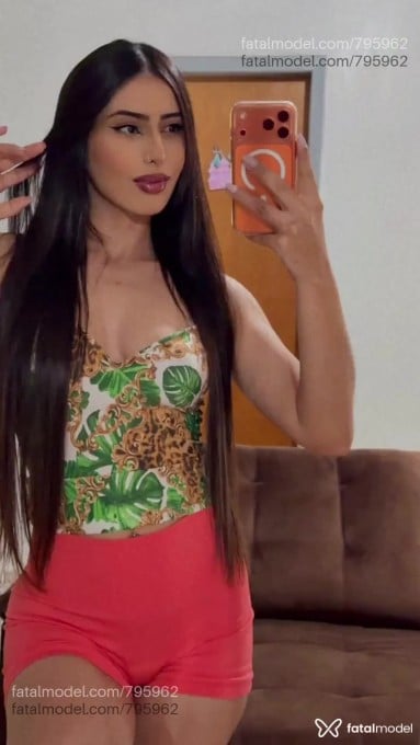 Acompanhante mulher morena (o) de olhos castanhos em Cascavel Acompanhante mulher morena (o) de olhos castanhos em Cascavel - Rafaela