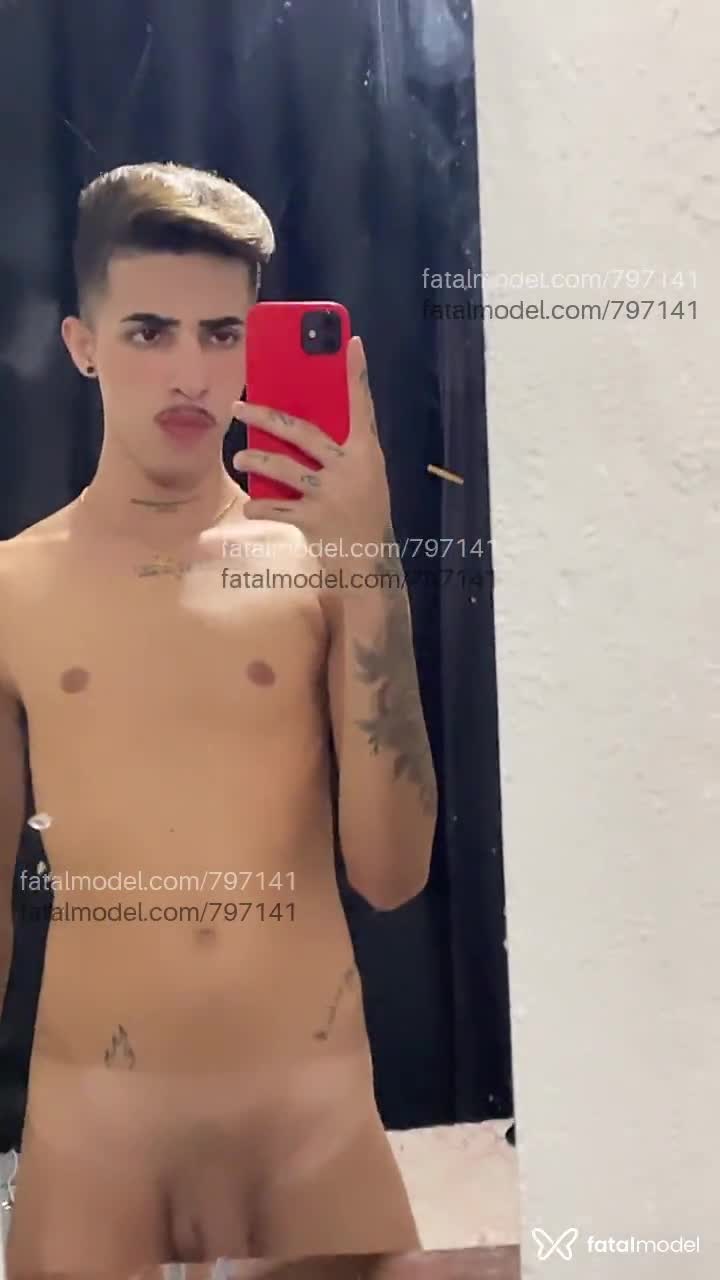 Acompanhante homem com cabelo castanho de olhos castanhos em São José do Rio Preto - Erick alencar