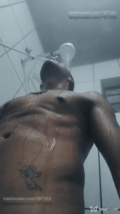 Acompanhante homem morena (o) de olhos pretos em Mogi das Cruzes Acompanhante homem morena (o) de olhos pretos em Mogi das Cruzes - Léo Tavares