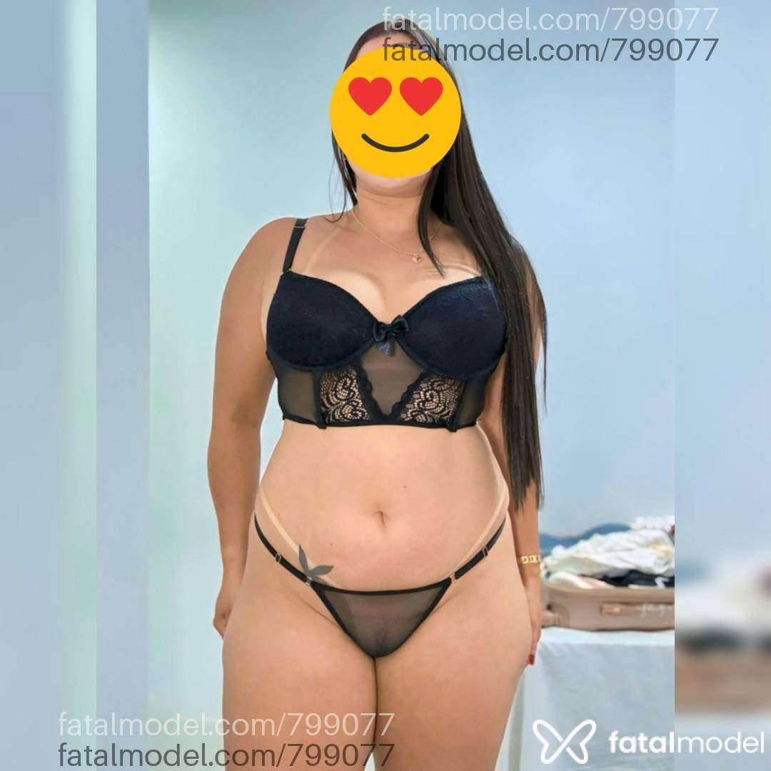 Acompanhante mulher com cabelo castanho de olhos castanhos - Gabriella Lima