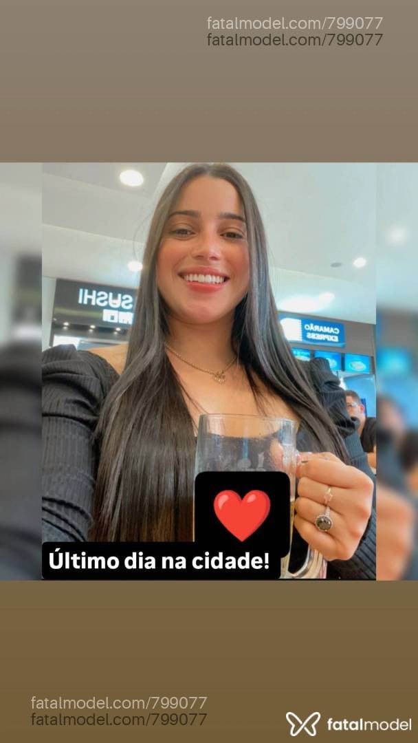 Acompanhante mulher com cabelo castanho de olhos castanhos - Gabriella Lima