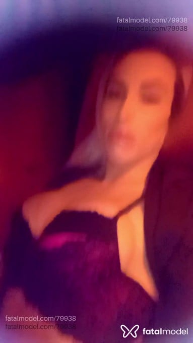 Acompanhante travesti loira (o) de olhos castanhos em Pato Branco Acompanhante travesti loira (o) de olhos castanhos em Pato Branco - Roberta Santana