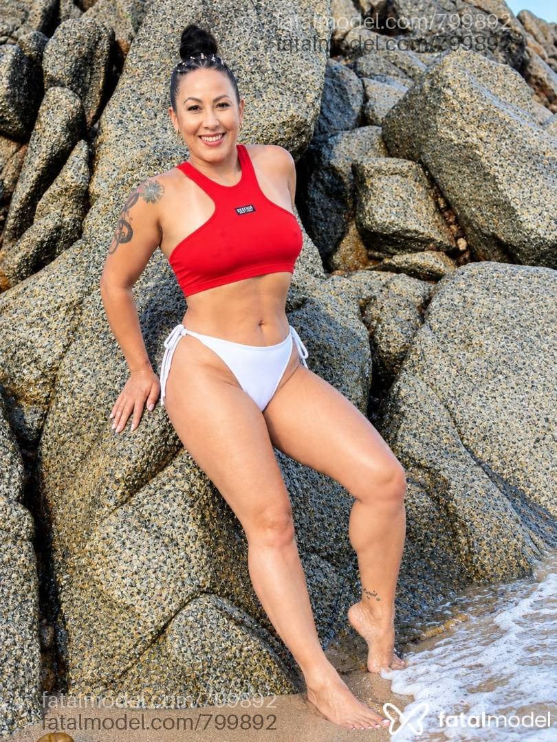 Acompanhante mulher morena (o) de olhos castanhos - Melissa Torres