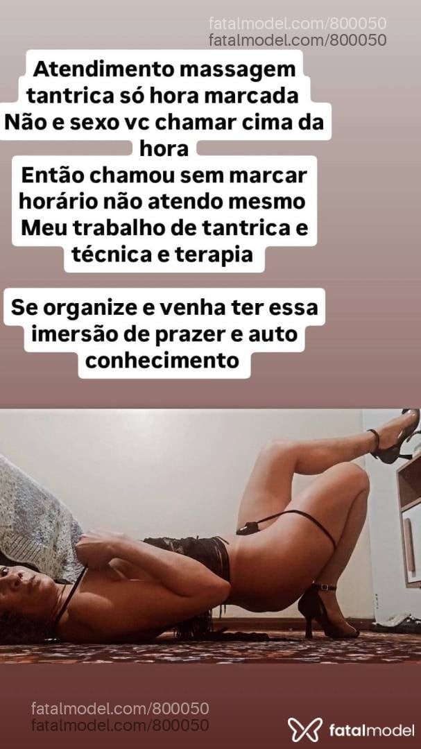 Acompanhante mulher morena (o) de olhos castanhos - Adriana Piero