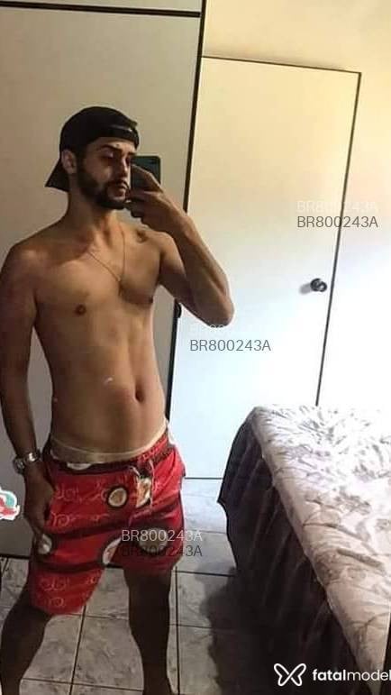 Acompanhante homem morena (o) de olhos castanhos em São Gabriel do Oeste Acompanhante homem morena (o) de olhos castanhos em São Gabriel do Oeste - Henry