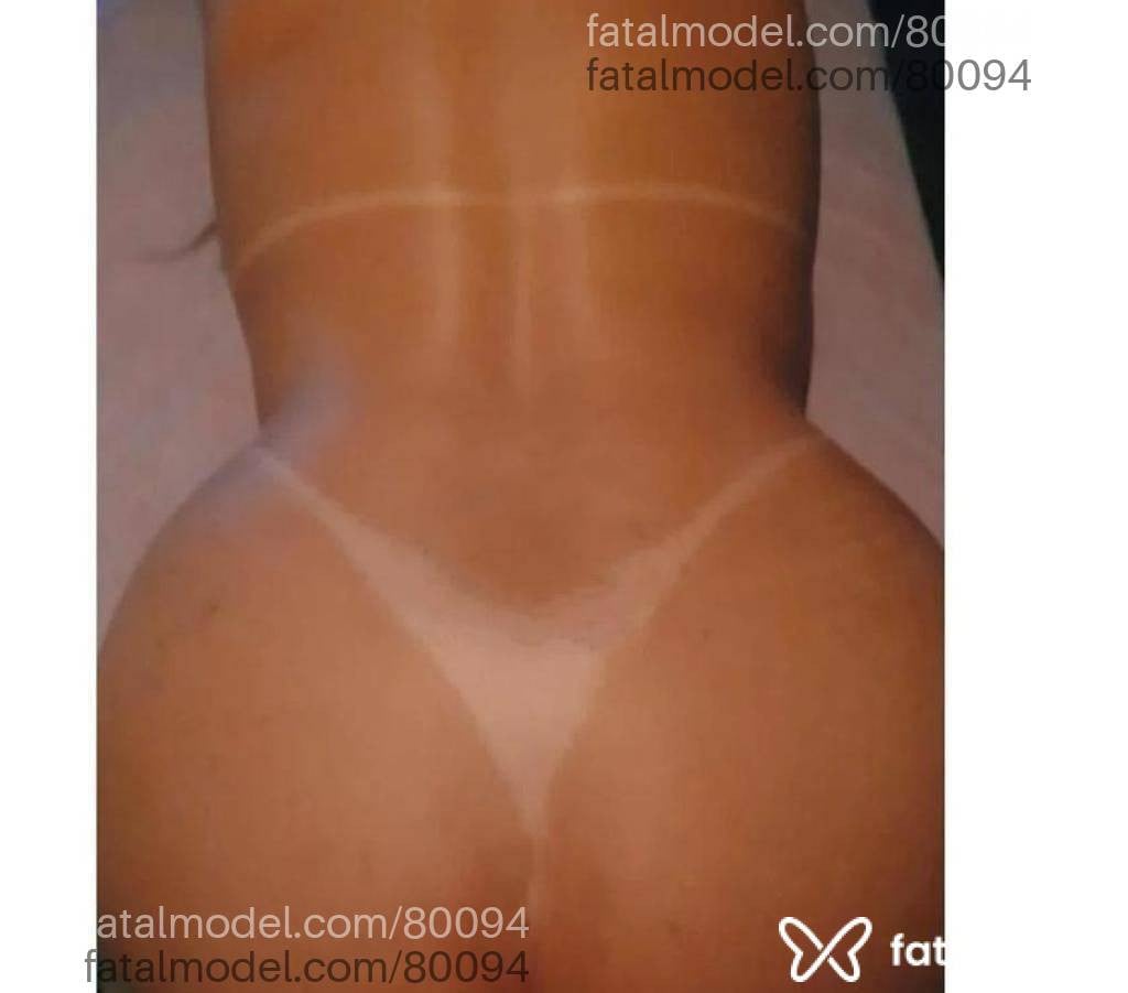 Acompanhante mulher loira (o) de olhos castanhos - Bianca