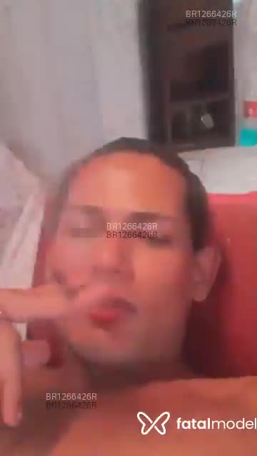 Acompanhante mulher trans morena (o) de olhos castanhos em Campos dos Goytacazes - Esmeralda