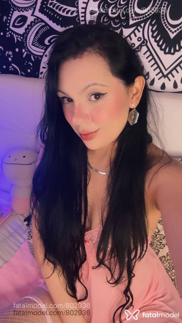 Acompanhante mulher morena (o) de olhos pretos em Curitiba - XNYMPHOTEEFX