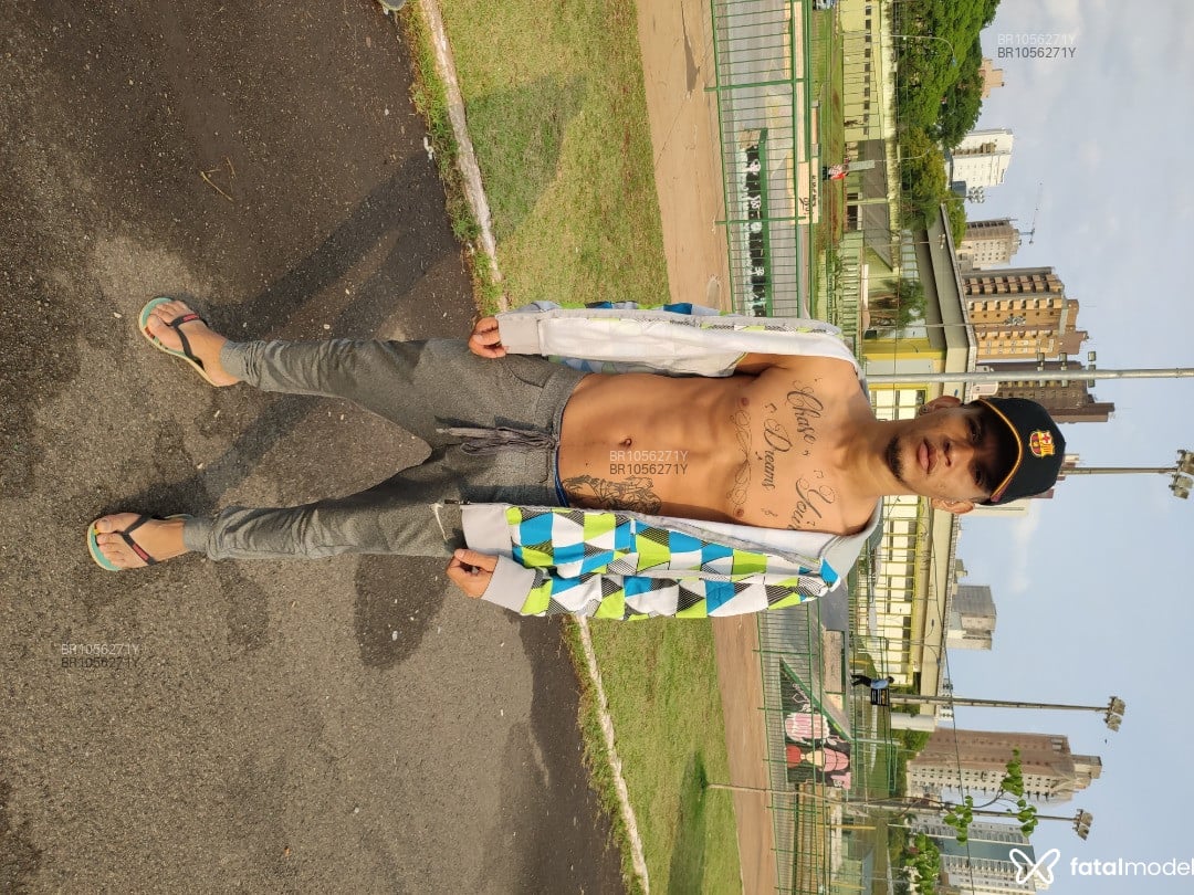 Acompanhante homem com cabelo castanho de olhos pretos em São José do Rio Preto - ÍNDIO