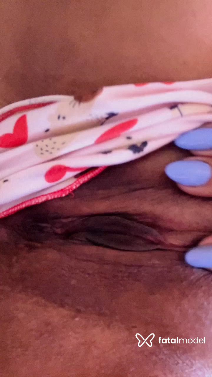 Acompanhante mulher morena (o) de olhos castanhos - Paty mendes