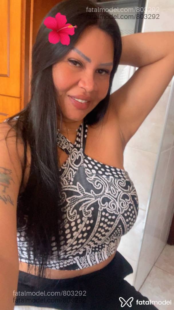 Acompanhante mulher morena (o) de olhos castanhos - Paty mendes