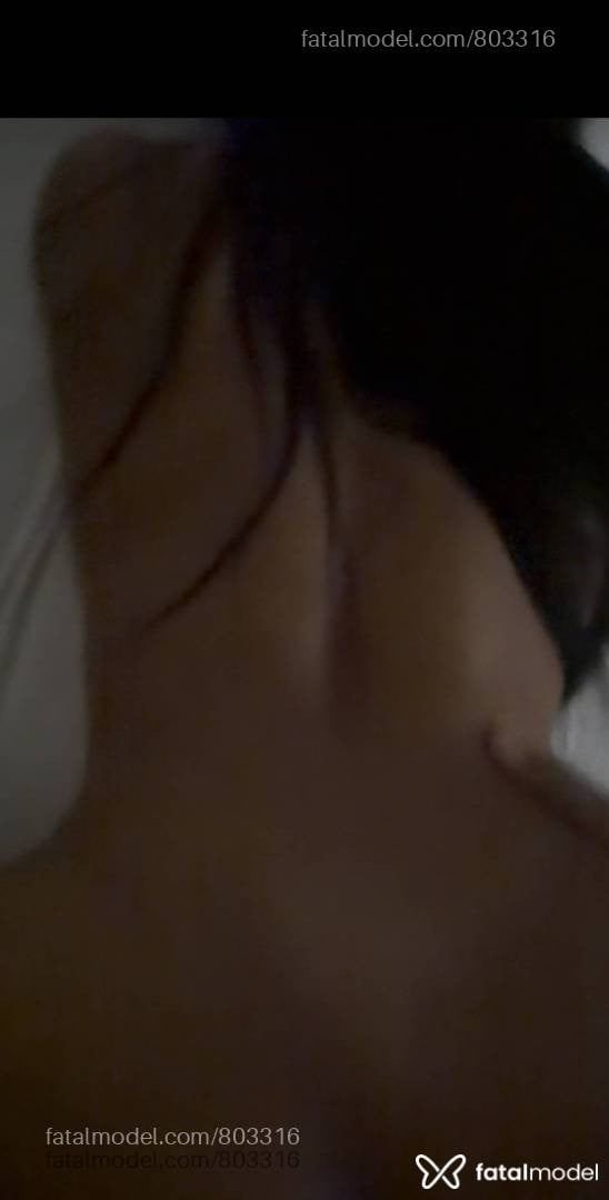 Acompanhante mulher morena (o) de olhos castanhos - Laryssa