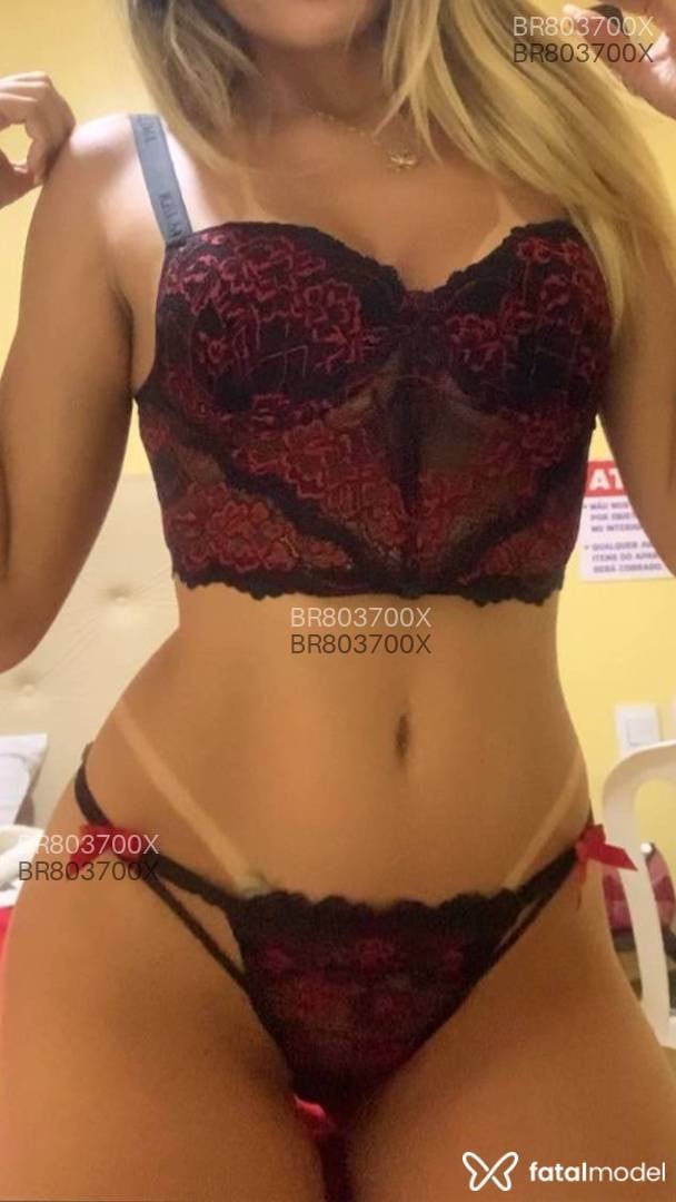 Acompanhante mulher loira (o) de olhos castanhos em Iguatu Acompanhante mulher loira (o) de olhos castanhos em Iguatu - Karol