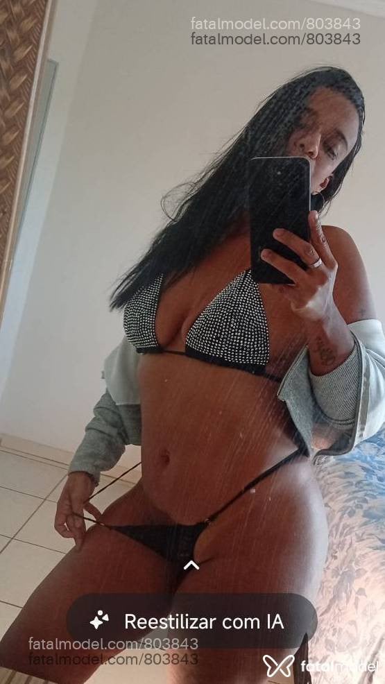 Acompanhante mulher morena (o) de olhos mel - Renata Morena