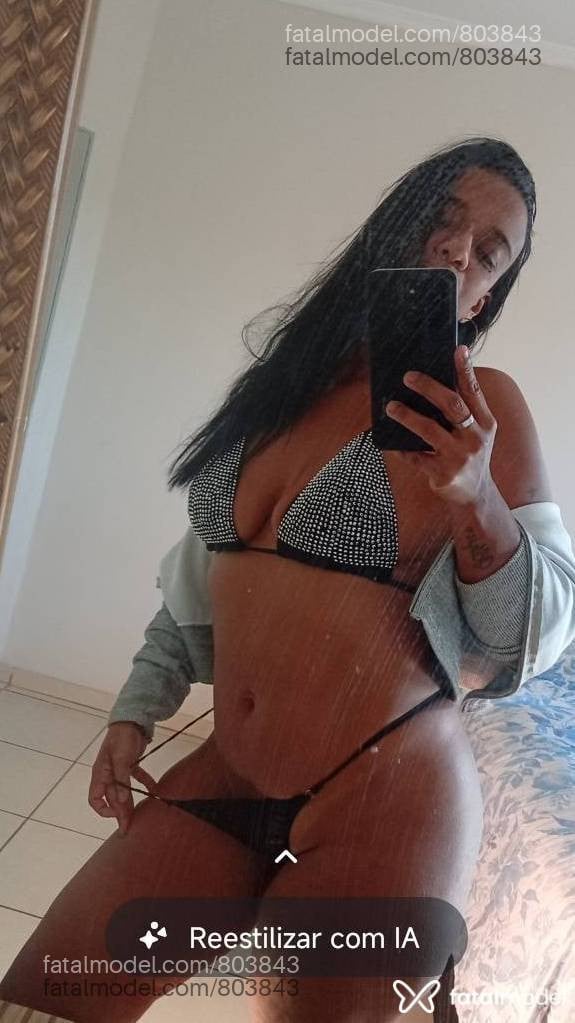 Acompanhante mulher morena (o) de olhos mel - Renata Morena