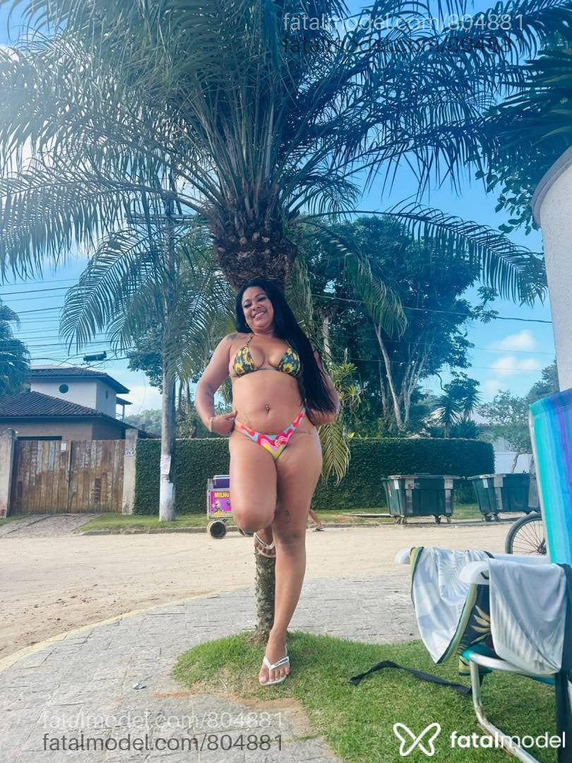 Acompanhante mulher com cabelo castanho de olhos castanhos - Nicole