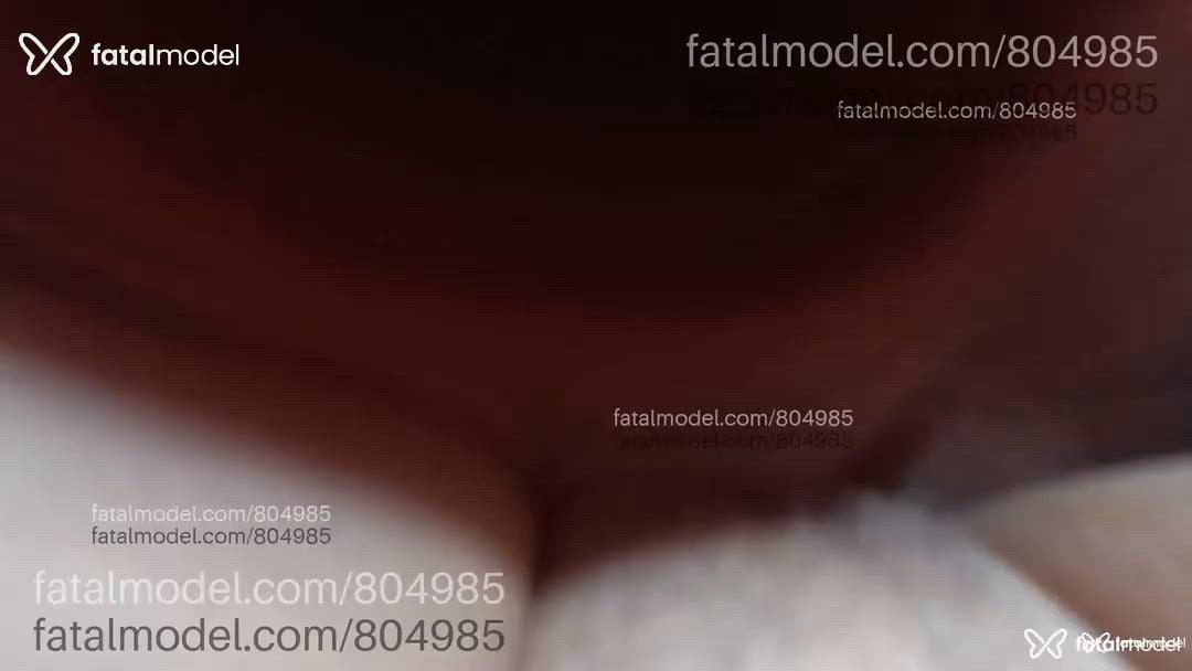 Acompanhante mulher morena (o) de olhos verdes - TÁBATA