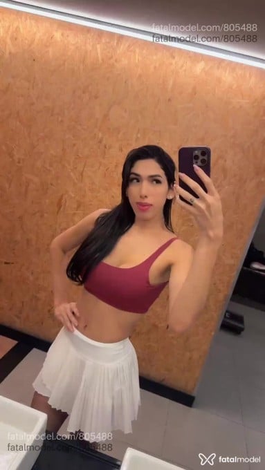Acompanhante travesti morena (o) de olhos castanhos - Gaby Pinheiro