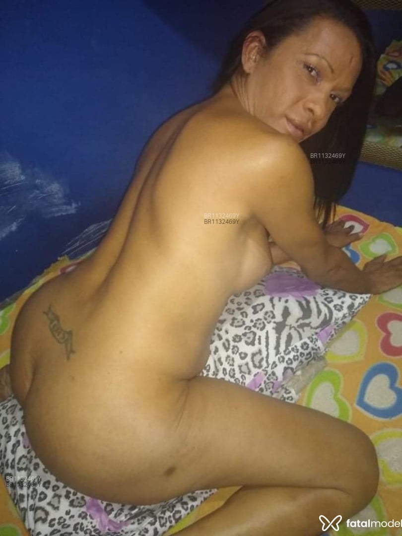 Acompanhante travesti morena (o) de olhos castanhos em Juazeiro do Norte Acompanhante travesti morena (o) de olhos castanhos em Juazeiro do Norte - Thaya Dummond