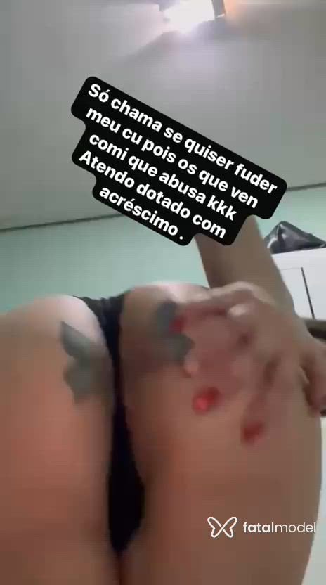 Acompanhante mulher loira (o) de olhos castanhos - Karina Scobar