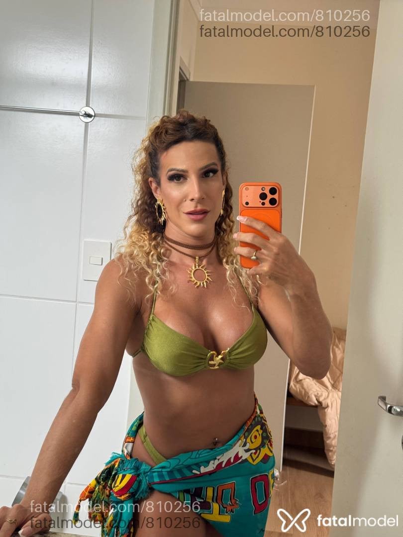 Acompanhante travesti loira (o) de olhos castanhos em Aracaju - Bela Araujo
