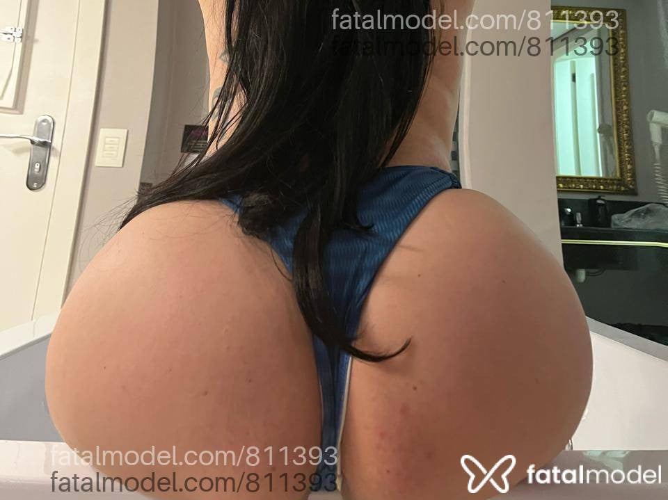 Acompanhante mulher morena (o) de olhos castanhos em Porto Alegre - Esmeralda