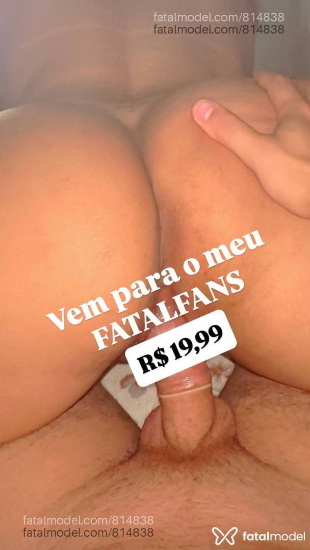 Acompanhante mulher morena (o) de olhos mel - Mahh