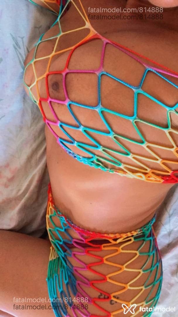 Acompanhante mulher com cabelo castanho de olhos castanhos - Fernanda