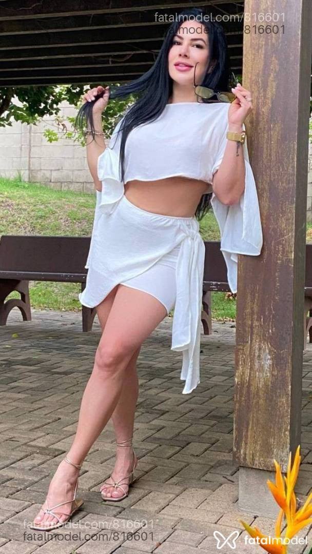 Acompanhante mulher morena (o) de olhos castanhos - Ana Lua