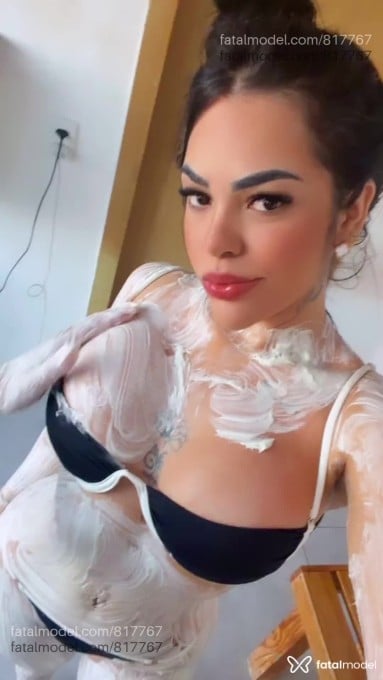 Acompanhante mulher morena (o) de olhos castanhos em Imperatriz - Livia Caldas
