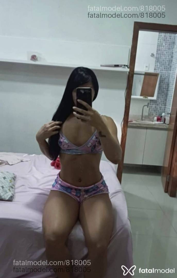 Acompanhante mulher morena (o) de olhos castanhos - Ravena Acompanhante mulher morena (o) de olhos castanhos - Ravena