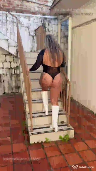 Acompanhante mulher loira (o) de olhos castanhos em Porto Alegre - Mari