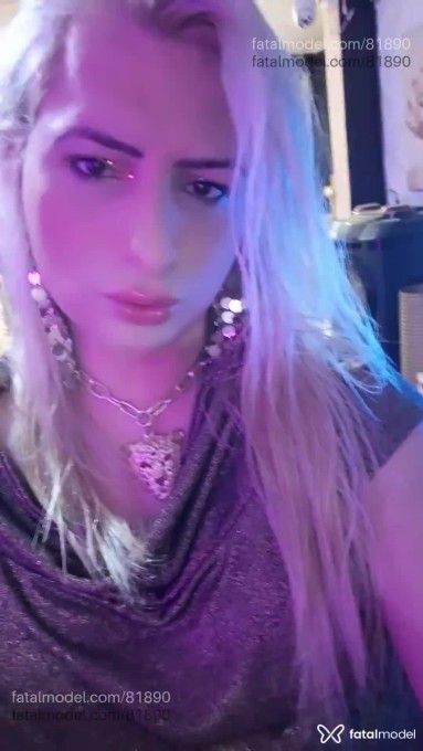 Acompanhante mulher trans loira (o) de olhos castanhos em Ponta Grossa - Mia vadia