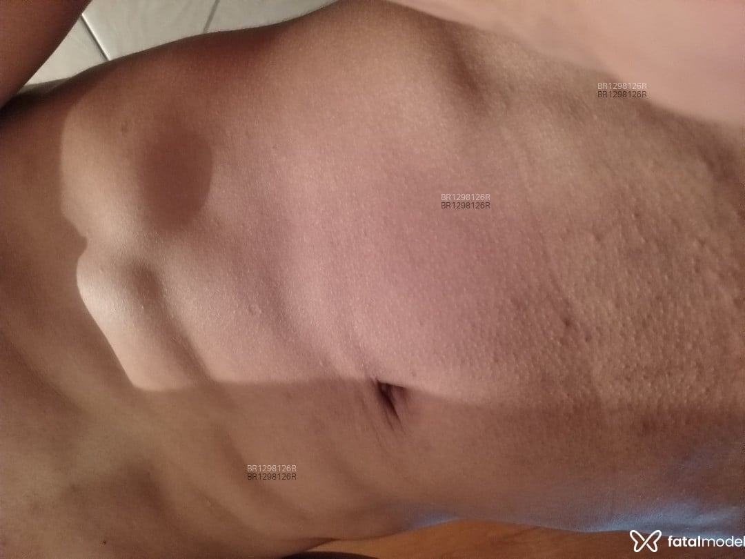 Acompanhante homem com cabelo castanho de olhos castanhos em Cascavel Acompanhante homem com cabelo castanho de olhos castanhos em Cascavel - Lucas