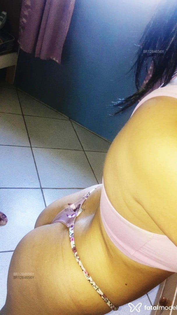 Acompanhante mulher morena (o) de olhos castanhos em Porto Alegre - Paulinhaa