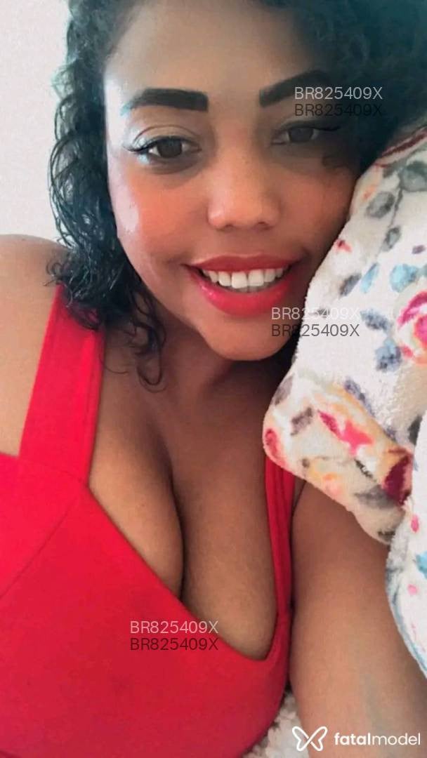 Acompanhante mulher morena (o) de olhos castanhos em Mundo Novo - Nayara