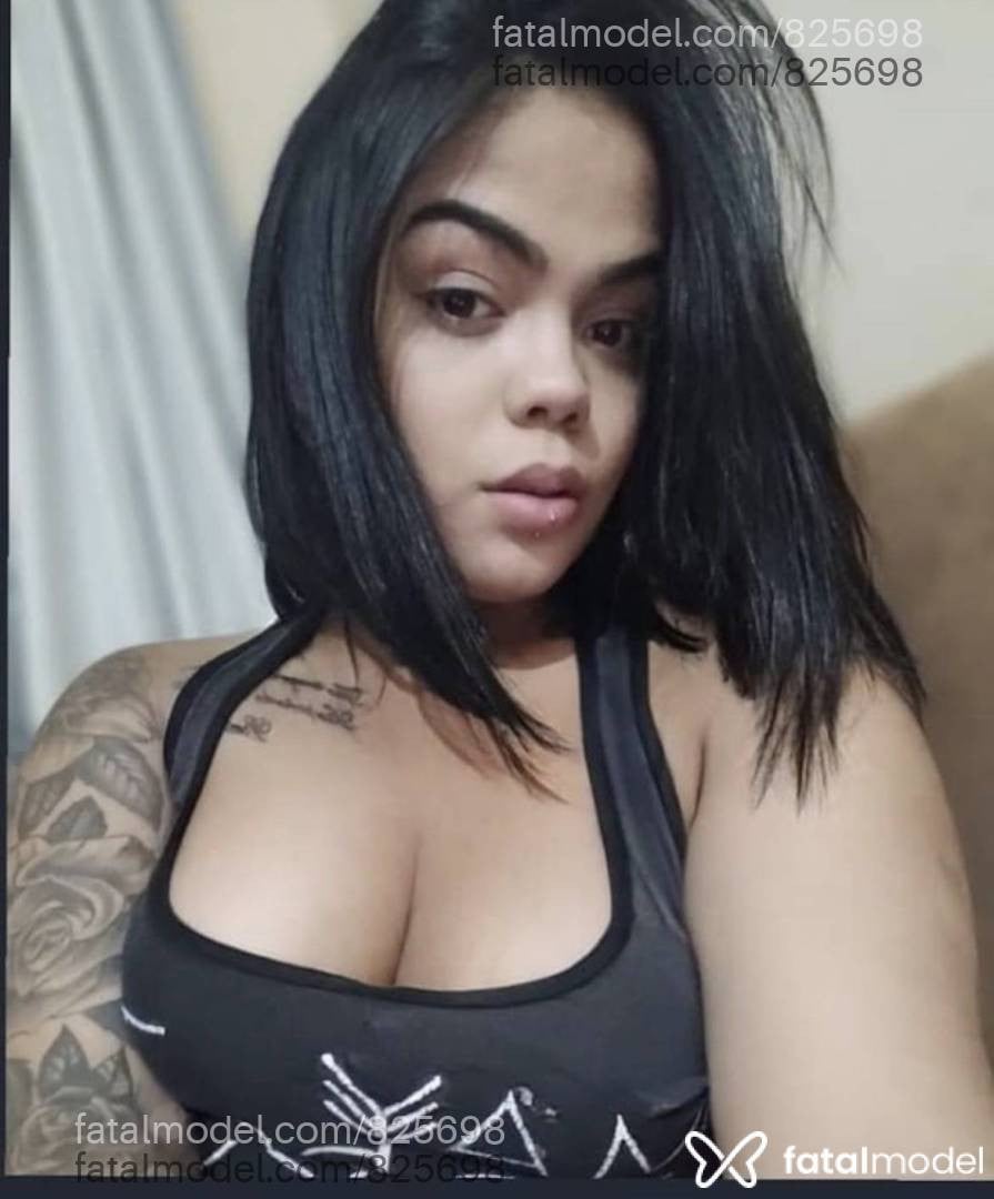 Acompanhante mulher trans morena (o) de olhos mel - Rebecca Morgon